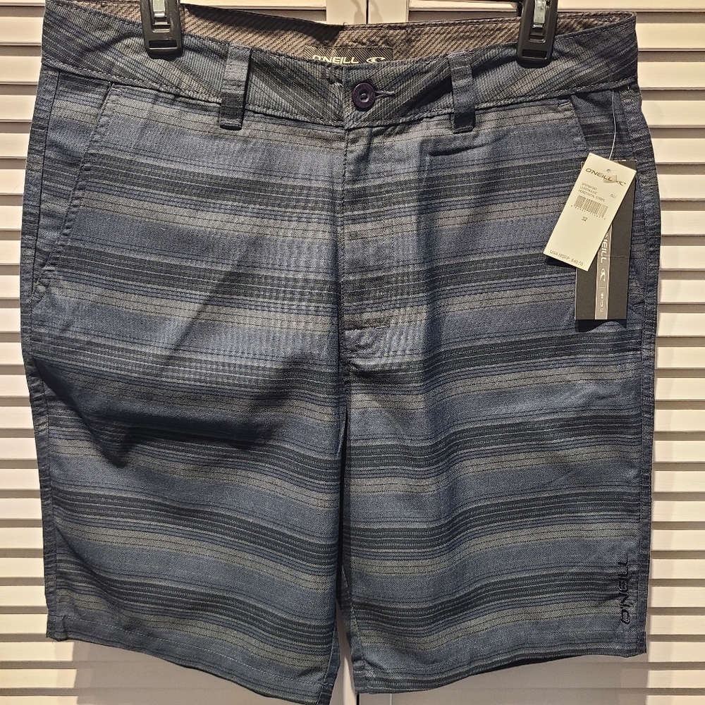 O'Neill Mens Shorts. Size 32.  Shades of Blue and Grey. Great Unique Style. NEW
